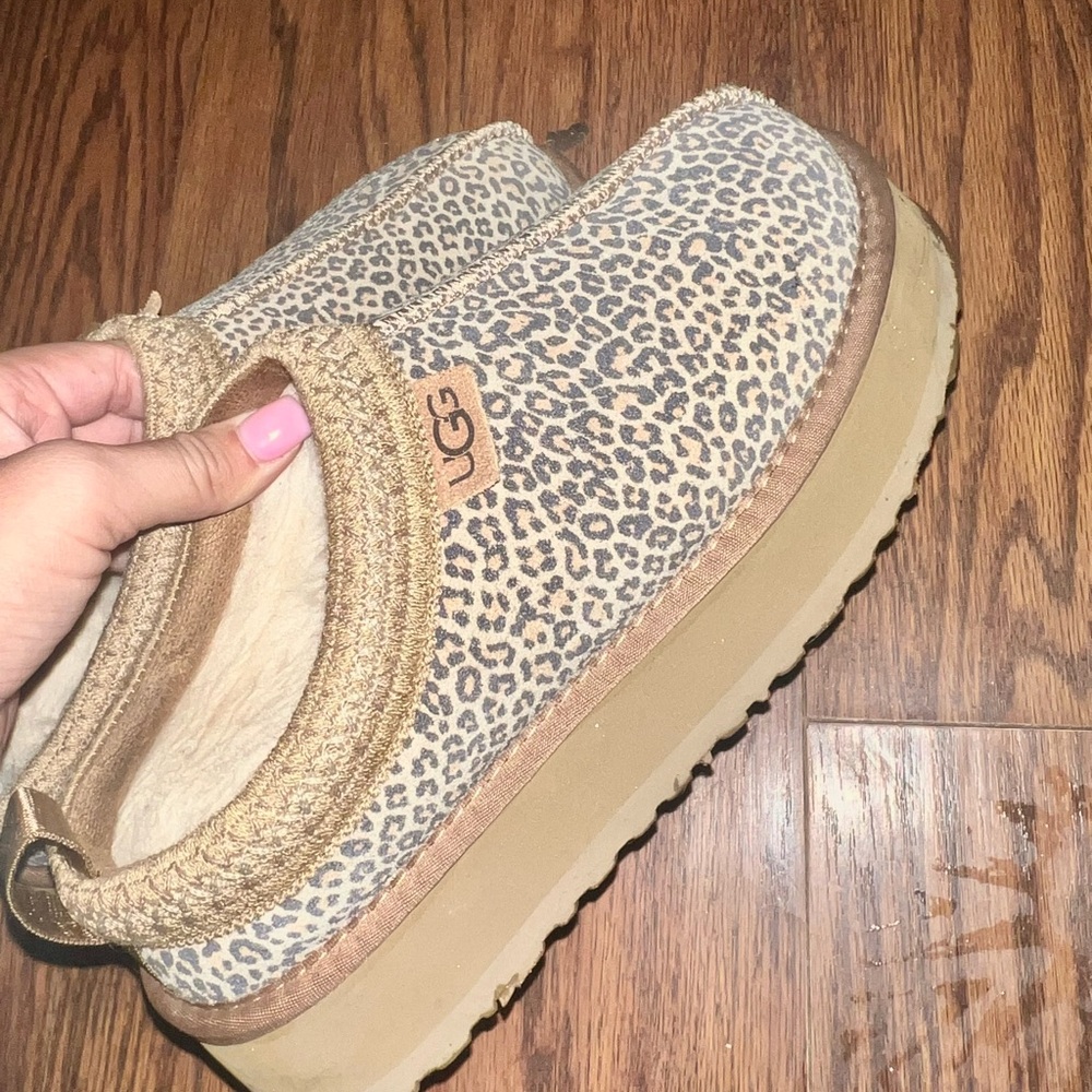 UGG Tan and Cream Leopard Platform Slippers